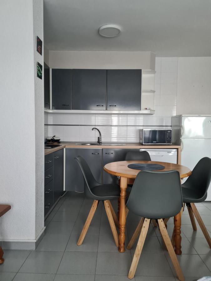 Acogedor Apartamento Vistas Al Mar Roses Exterior photo